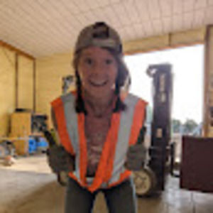 Meet your Posher, Yolanda